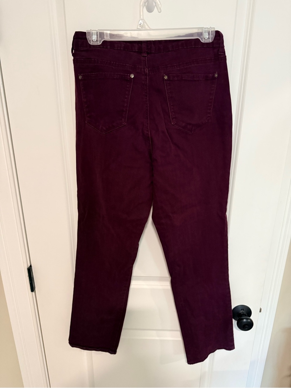 Gloria Vanderbilt Straight Leg Jeans in Plum